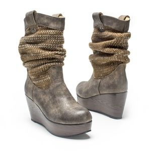 Muk Luks Quinn's Boot
